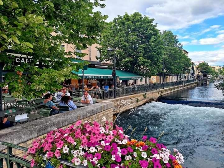 Location Gite En Provence Beaucaire  Extérieur photo