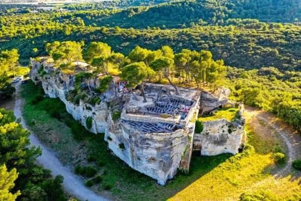 Location Gite En Provence Beaucaire  Extérieur photo